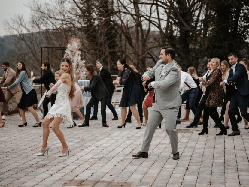 Flashmob mit allen Hochzeitsgästen